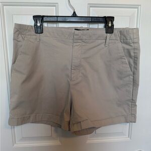 Banana Republic Women's Authentic Chino Neutral Khaki Shorts Size 14